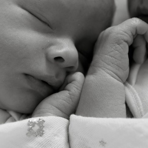 newborn baby photographer London