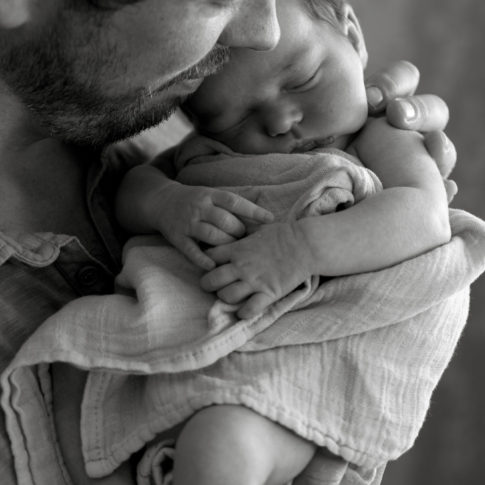 Newborn & family photographer london