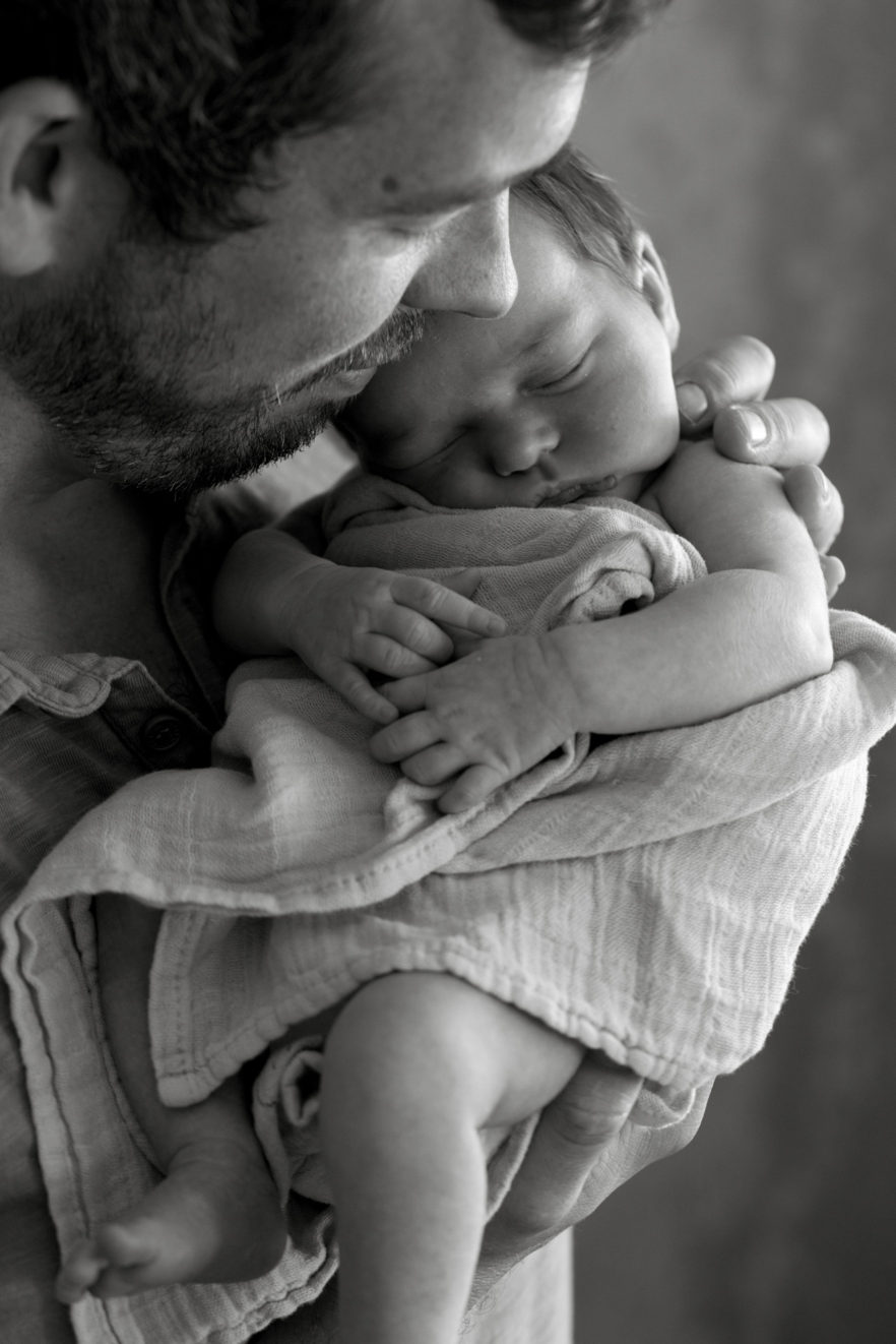 Newborn & family photographer london