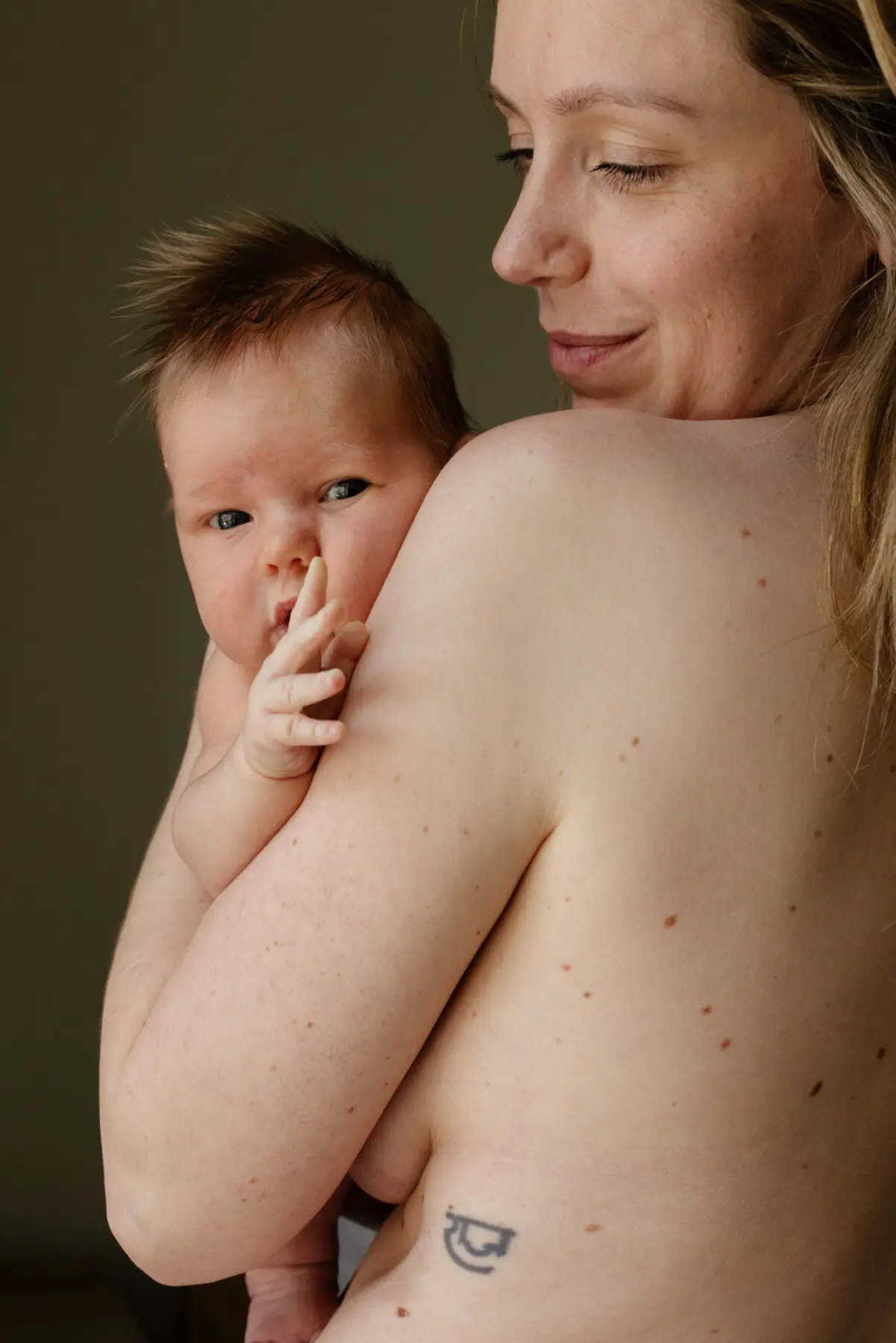 Newborn and family photographer London